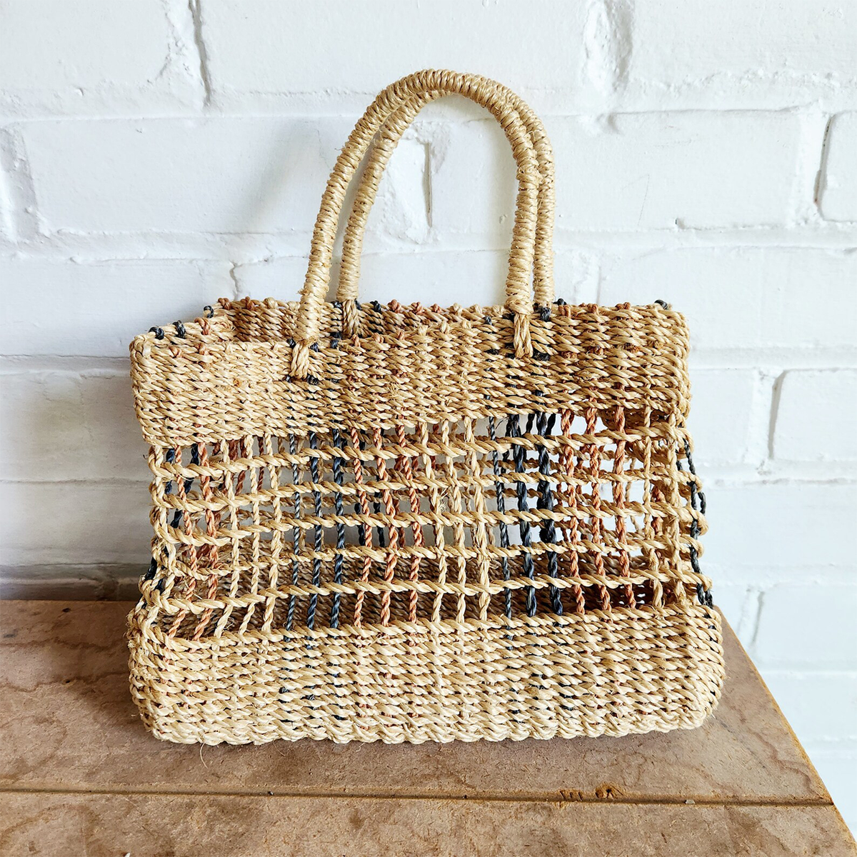 Vintage Multi Colored Straw Top Handle Beach Handbag Beach Bag