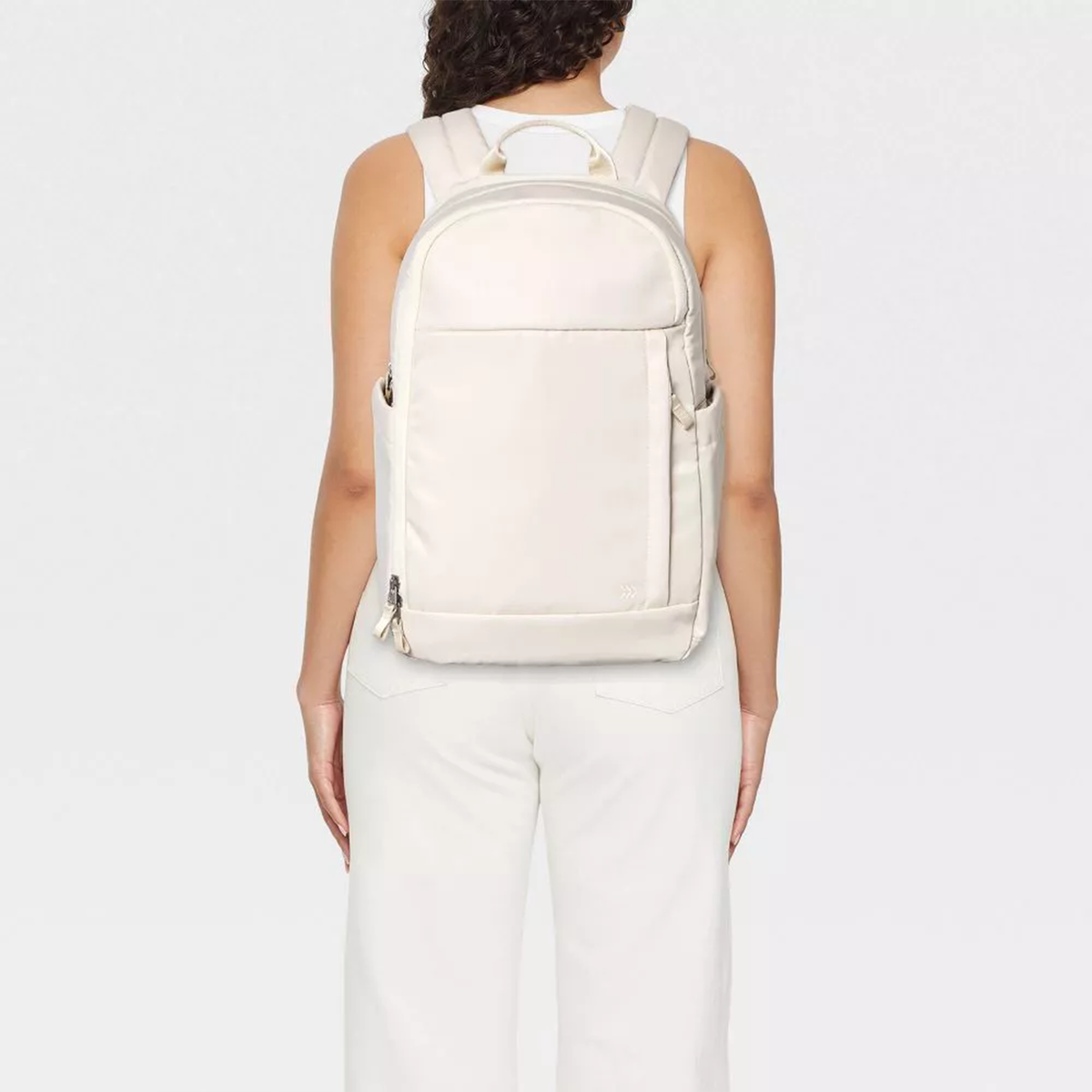 17.5 Inch Water Resistant Daily Lifestyle Backpack